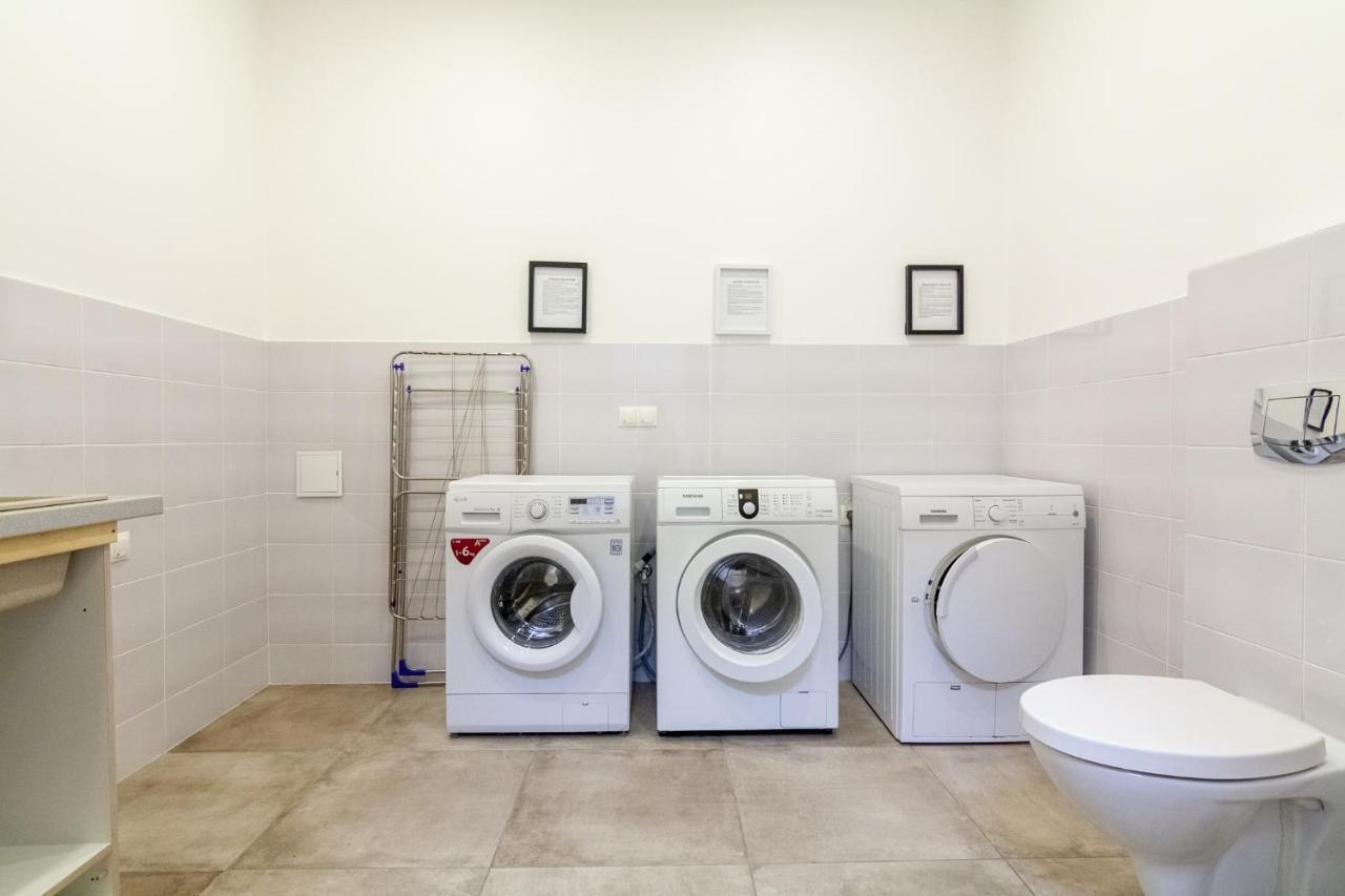 Bazze Hostel Klaipeda Bagian luar foto